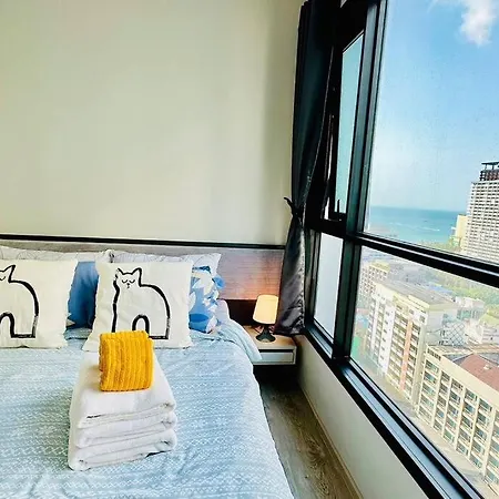 The Base Central Pattaya Quiet King-Bed With Infinity Pool & Free Netflix Exterior photo