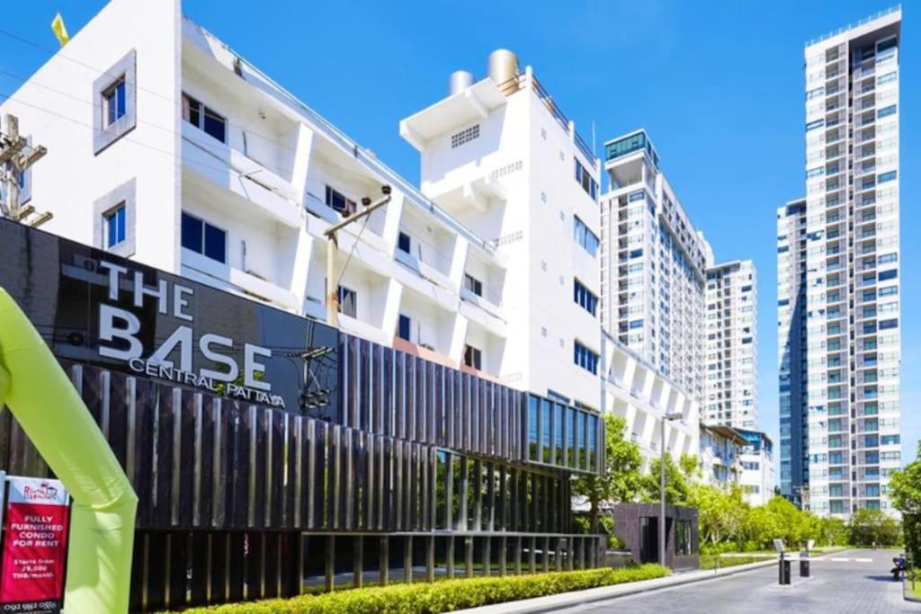 The Base Quiet King-bed With Infinity Pool & Free Netflix Apartment *
